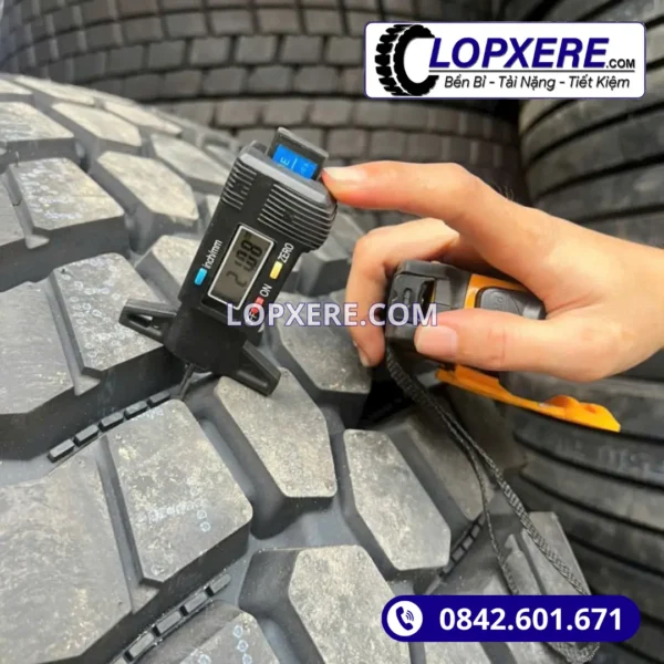 Lốp xe Blacklion BD260 12.00r20 gai ngang 20PR giá tốt
