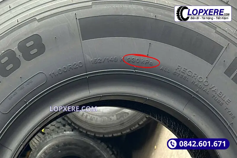 cach-doc-thong-so-ap-suat-lop-xe-tai-nang