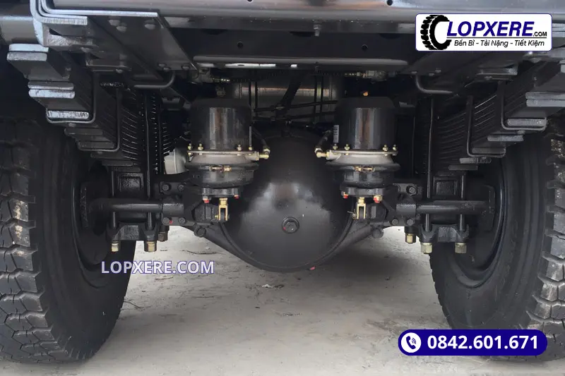 hinh-2-anh-thuc-te-cua-cau-lap-xe-tai