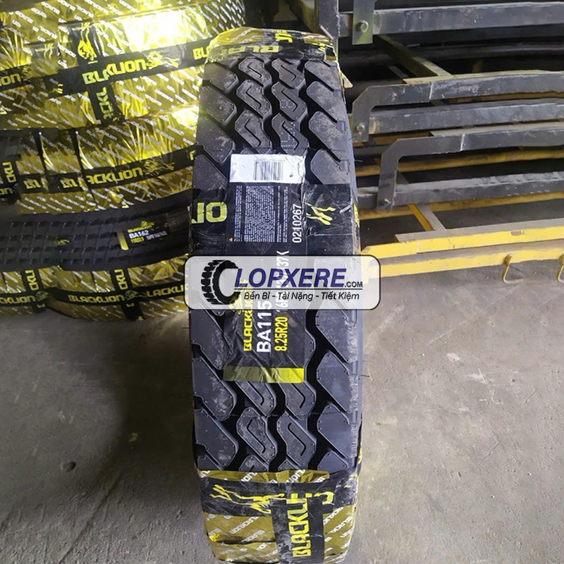 Lốp Blacklion 825R20 BA115 gai hỗn hợp