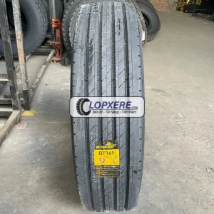 Lốp xe Blacklion 12R22.5 BT165 gai xuôi thẳng