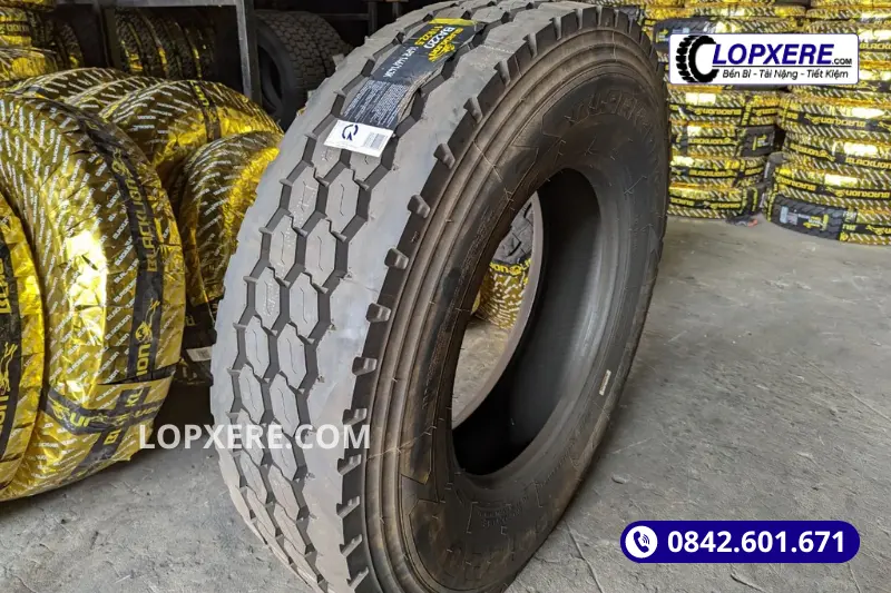 lop-xe-re-cung-cap-si-va-le-lop-gai-xuoi-hon-hop-du-kich-thuoc