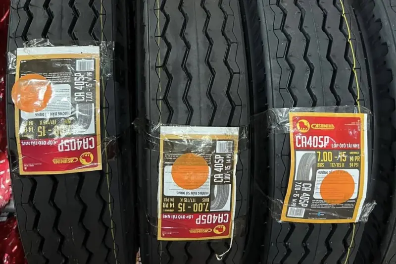 Lốp xe tải Casumina có giá dao động từ 6 đến 8 triệu đồng cho 1 chiếc lốp