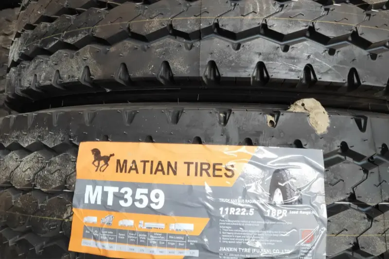 Lốp xe tải Matian có giá dao động quanh mức 6 triệu đồng cho 1 chiếc lốp