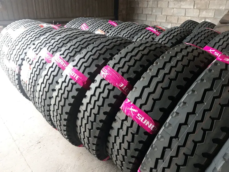 Lốp bố nylon có độ đàn hồi tốt hơn so với lốp bố kẽm