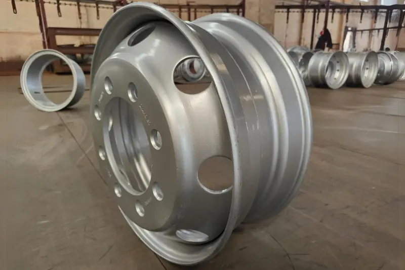 Lazang đường kính 22,5 inches phù hợp cho dòng lốp không săm