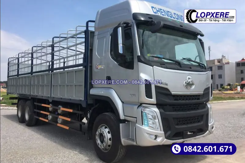 Xe tải Chenglong Hải Âu 3 chân thùng mui bạt 14 tấn